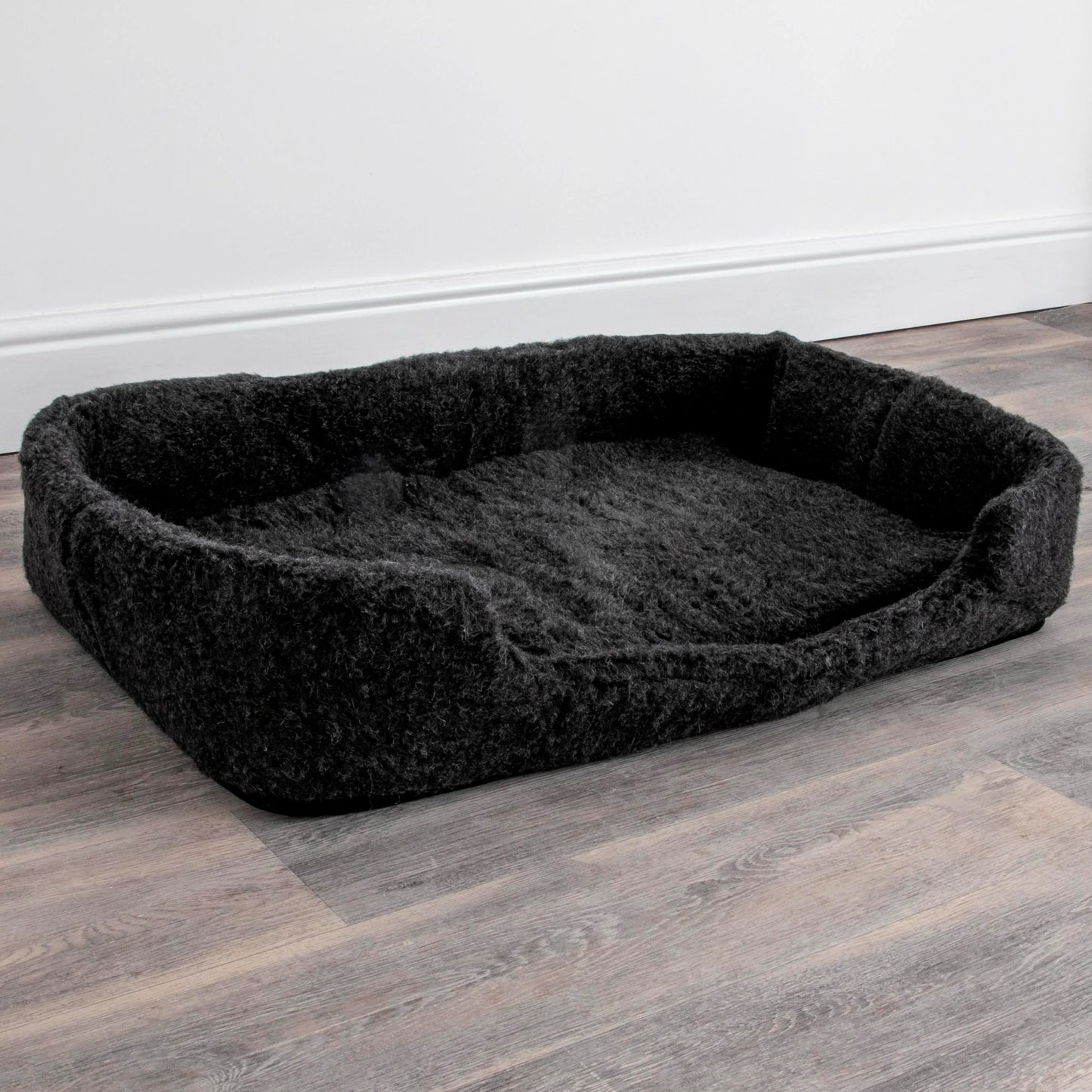 Merino Wool Pet Bed (Medium/Large) - black - Oakavia