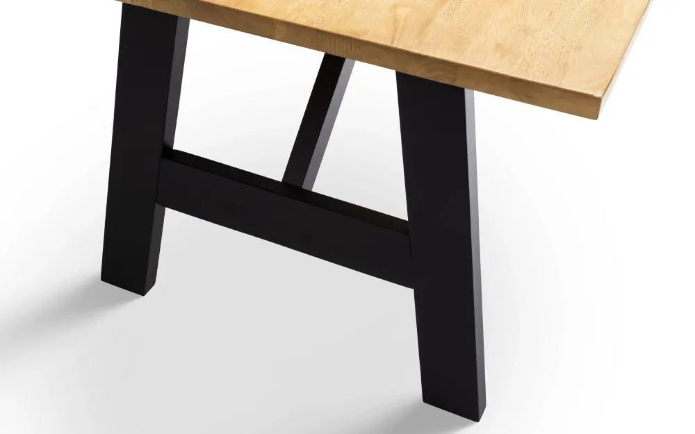 HOCKLEY TABLE BLACK/OAK Julian Bowen